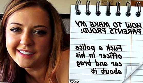 Девушка (18 лет) с большими буферами пришла помочь убраться парню, порно видео